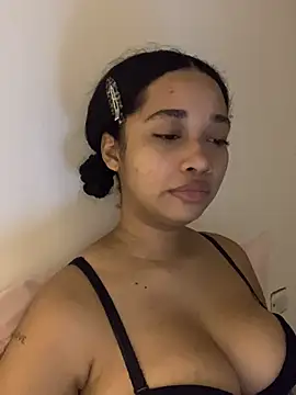  sweetSabrina- online show from 06/06/26, 03:45