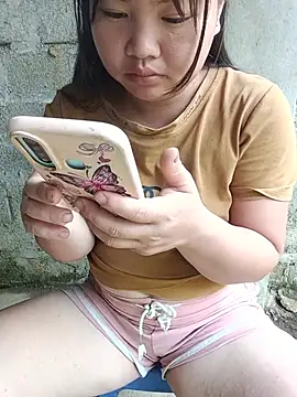 Lily Henry online show from 06/19/26, 02:39