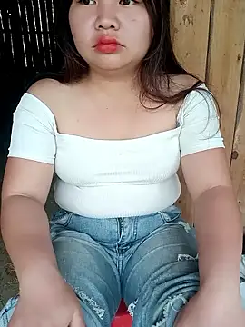 Lily Henry online show from 05/09/26, 03:43