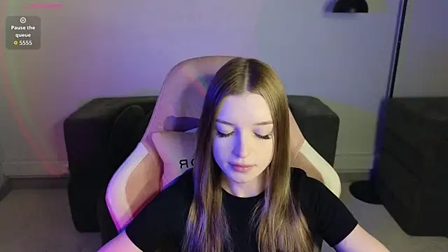 Eva Th0mpson online show from 07/02/26, 03:23
