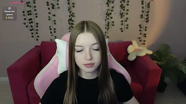 Eva Th0mpson online show from 07/06/26, 01:01