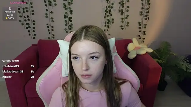 Eva Th0mpson online show from 07/07/26, 06:47