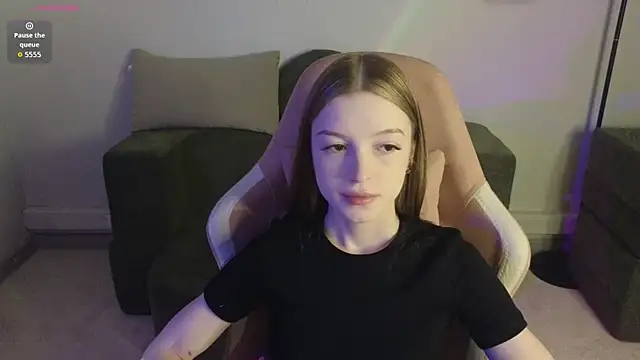 Eva Th0mpson online show from 06/10/26, 01:29