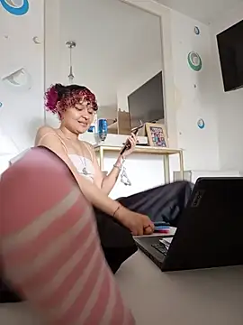Ari vibesX online show from 08/03/26, 10:03