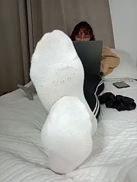 Ari vibesX online show from 06/08/26, 11:27