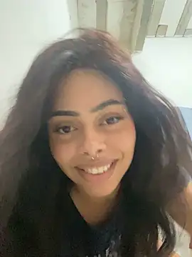 Snapshot of Anna_Brucy chatting on 05/11/26, 03:30 Anna Brucy online show from 05/11/26, 03:30