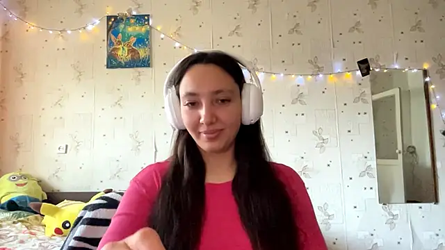 SheeringGape online show from 05/18/26, 01:17