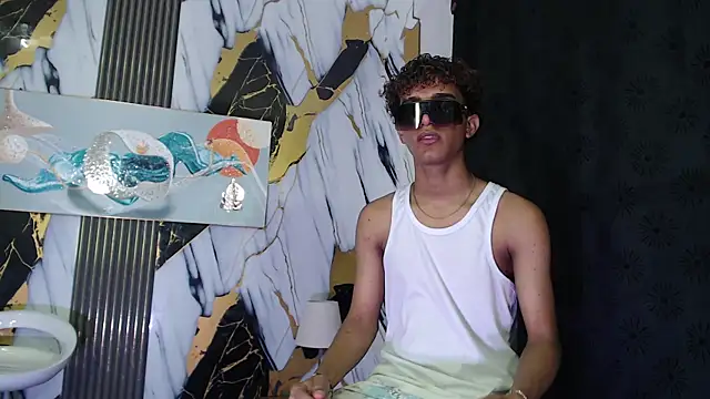 GOLDEN 2026 online show from 06/15/26, 07:24