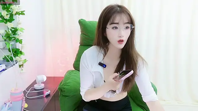 JJ8521 online show from 07/07/26, 01:47