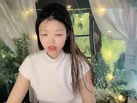 xianshui-520 online show from 05/02/26, 01:33