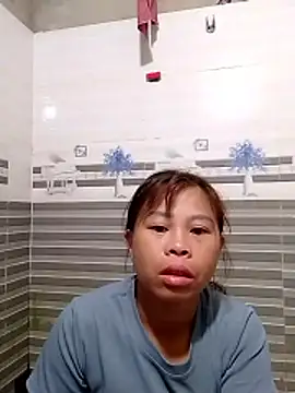 daisyy2 online show from 05/15/26, 09:02