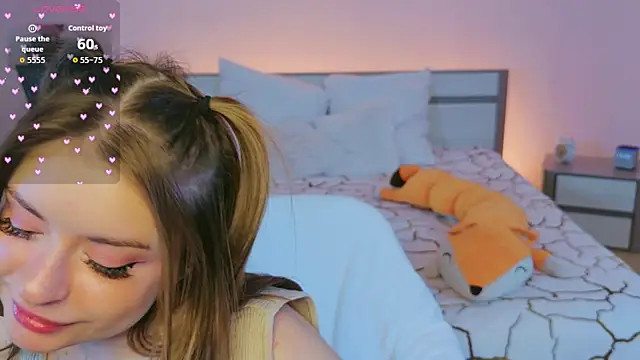 selenamils online show from 07/10/26, 01:38