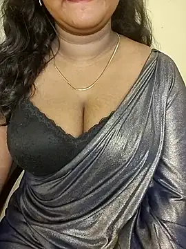 Snapshot of Sravani_cutee_ chatting on 06/01/26, 06:29 Sravani cutee online show from 06/01/26, 06:29