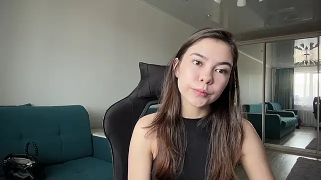 Ellewaay online show from 05/18/26, 08:19