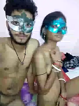 Snapshot of husband_wife_12 chatting on 06/14/26, 05:25 husband wife 12 online show from 06/14/26, 05:25