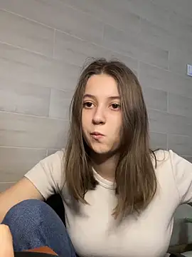 Blossom Emily online show from 05/12/26, 09:26