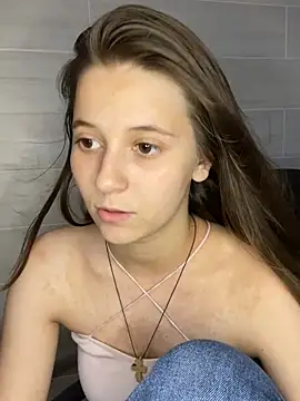 Blossom Emily online show from 07/01/26, 03:23