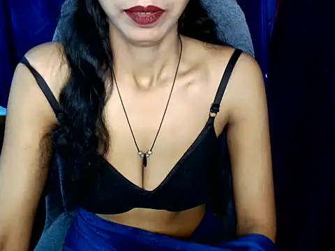 Snapshot of wild_minakshi chatting on 05/05/26, 04:59 wild minakshi online show from 05/05/26, 04:59