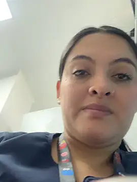 Snapshot of marianm29-1 chatting on 06/12/26, 01:53 marianm29-1 online show from 06/12/26, 01:53