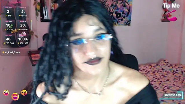 Snapshot of bastethott chatting on 06/11/26, 02:53 bastethott online show from 06/11/26, 02:53