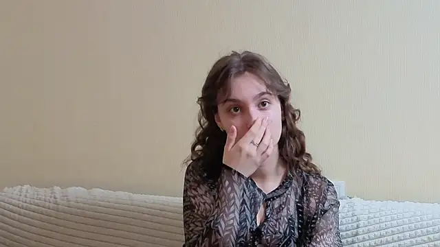 JolieDerringer online show from 05/24/26, 08:36