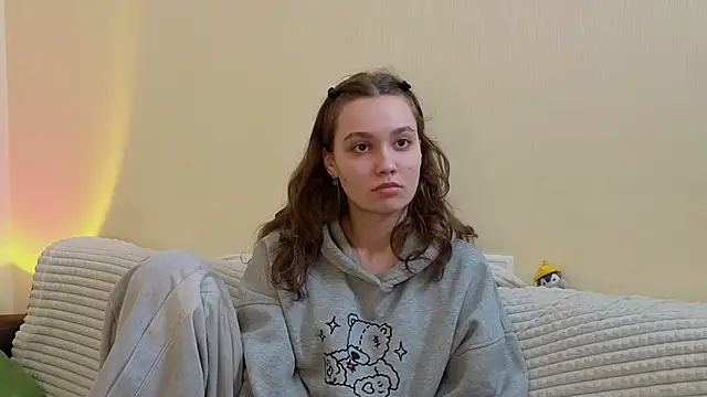 JolieDerringer online show from 05/13/26, 08:10