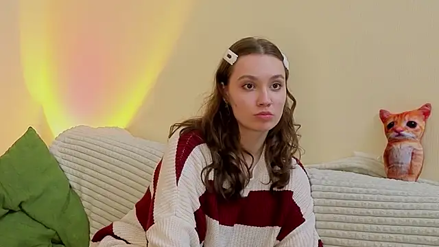JolieDerringer online show from 05/11/26, 02:45