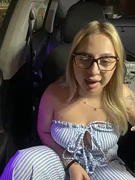AmandaSnack online show from 05/15/26, 07:45