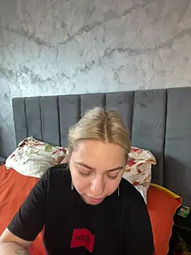 AmandaSnack online show from 05/20/26, 05:37