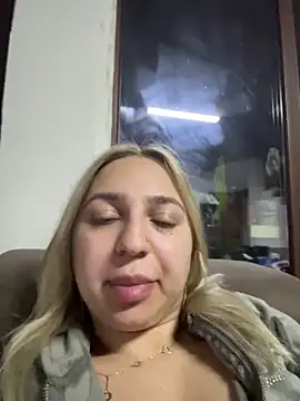 AmandaSnack online show from 05/10/26, 09:27