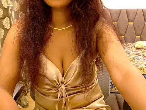 Snapshot of DR_Salini chatting on 05/13/26, 03:35 DR Salini online show from 05/13/26, 03:35
