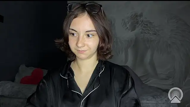 Amalia Lambert 13 online show from 06/10/26, 10:11