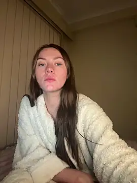 daisycollins online show from 05/25/26, 11:09