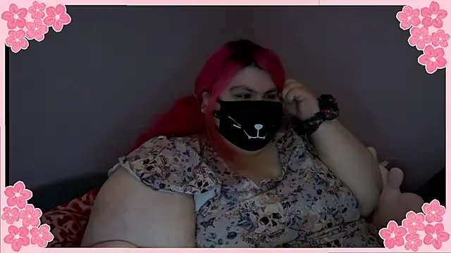 Snapshot of Lady_KitsuneBIG chatting on 05/07/26, 07:06 Lady KitsuneBIG online show from 05/07/26, 07:06