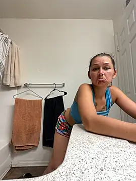 Baybeecakes online show from 05/04/26, 04:27