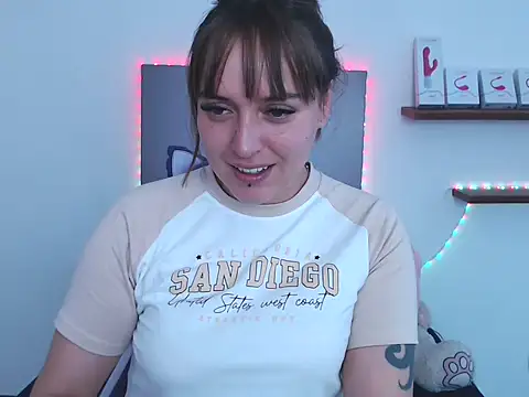 Snapshot of anyela_bubble18 chatting on 05/18/26, 10:36 anyela bubble18 online show from 05/18/26, 10:36