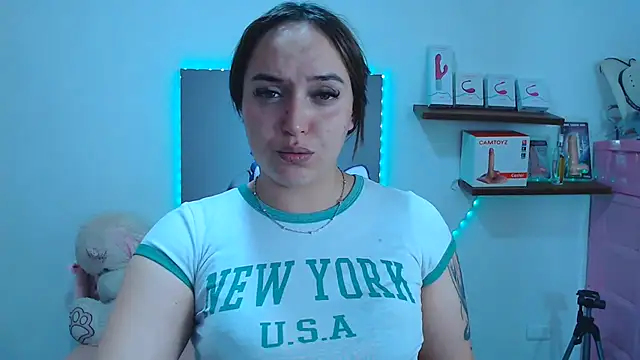 anyela bubble18 online show from 07/17/26, 10:51