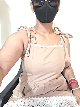 Snapshot of Shaloni_Patil chatting on 05/09/26, 08:18 Shaloni Patil online show from 05/09/26, 08:18