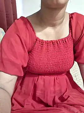 Snapshot of Shaloni_Patil chatting on 05/05/26, 10:18 Shaloni Patil online show from 05/05/26, 10:18