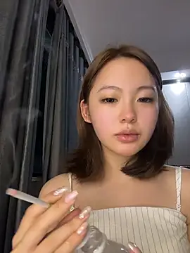 Snapshot of keke-20081130 chatting on 06/21/26, 03:51 keke-20081130 online show from 06/21/26, 03:51