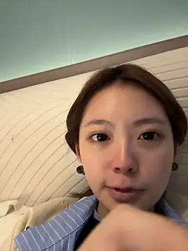 Snapshot of keke-20081130 chatting on 05/08/26, 01:59 keke-20081130 online show from 05/08/26, 01:59