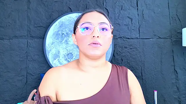 JessiBannkss online show from 06/24/26, 12:37