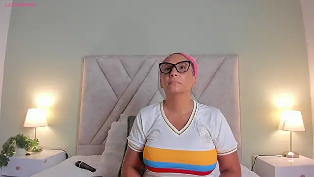 Eva-Millss online show from 05/31/26, 12:33
