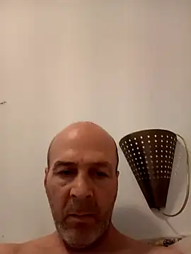 Iulian198128 online show from 05/02/26, 07:57