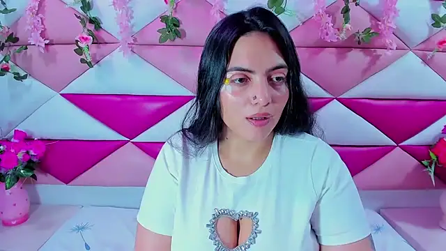 Isabella Mora  online show from 05/16/26, 03:05