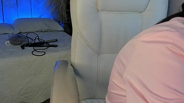 MelCherry online show from 08/08/26, 04:08