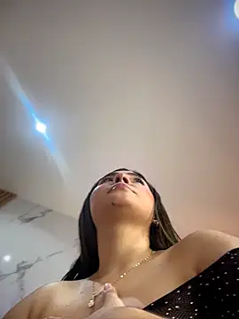 Mia Rodriguezz  online show from 05/13/26, 03:13