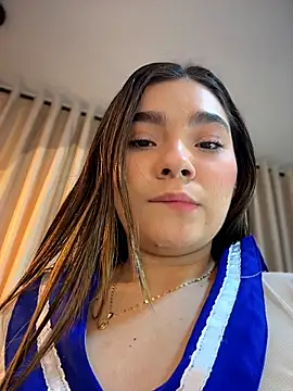 Mia Rodriguezz  online show from 06/11/26, 03:58