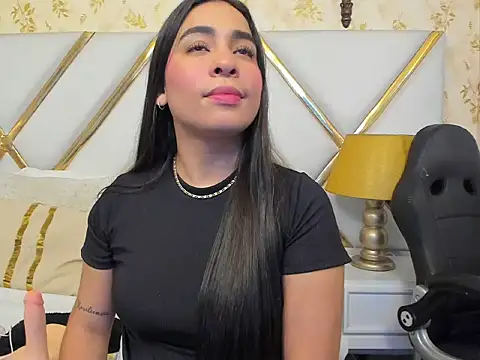 Snapshot of SussyFoxxx chatting on 06/10/26, 07:48 SussyFoxxx online show from 06/10/26, 07:48