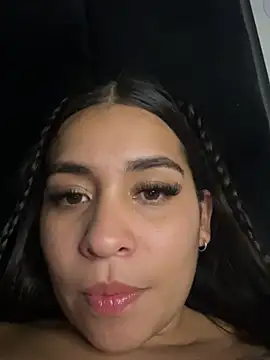 Snapshot of SussyFoxxx chatting on 05/13/26, 04:52 SussyFoxxx online show from 05/13/26, 04:52